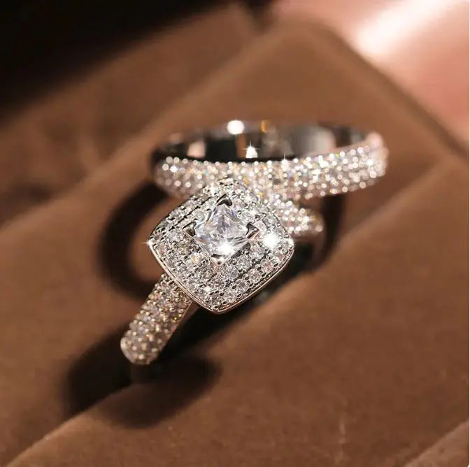 Fashion Luxe Rhinestones Ring