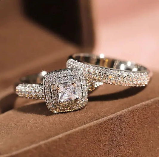 Fashion Luxe Rhinestones Ring